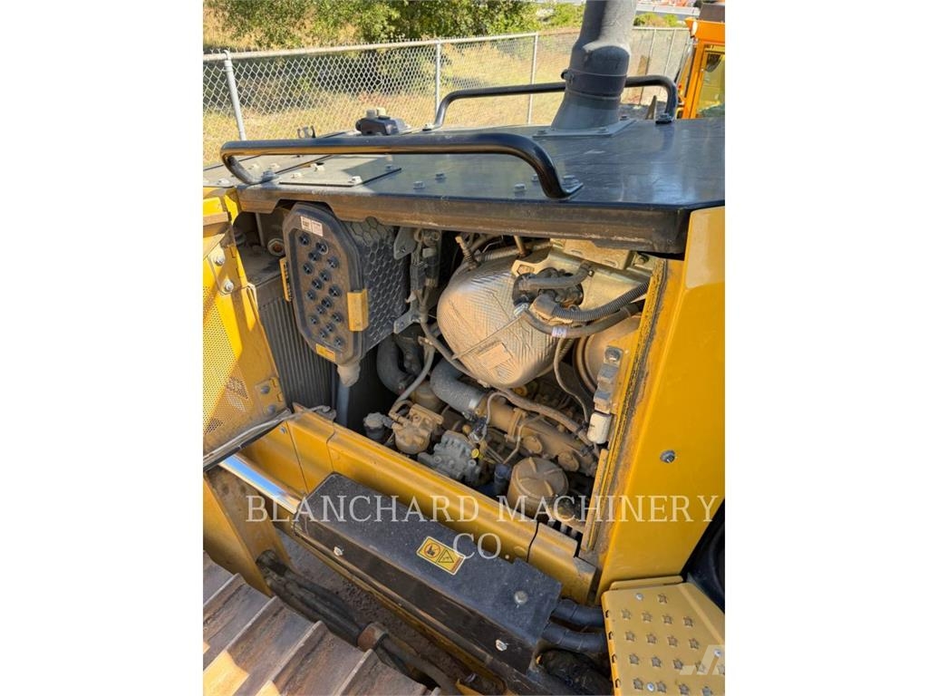 CAT D5-17VP Bulldozer på larvebånd