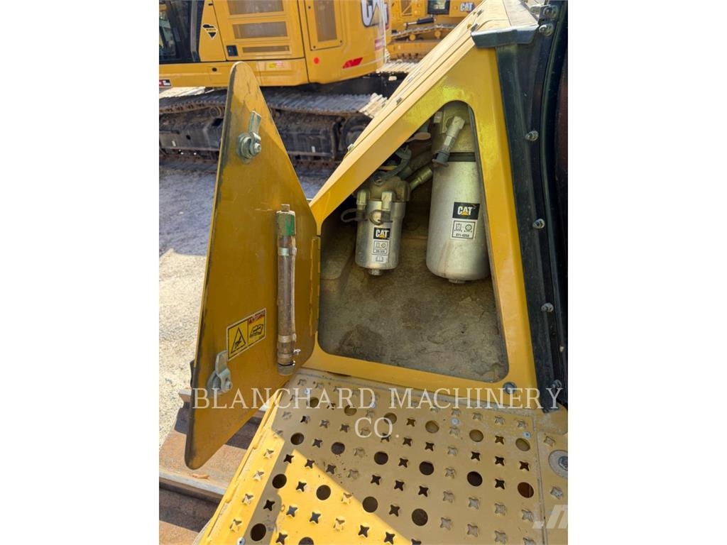 CAT D5-17VP Bulldozer på larvebånd
