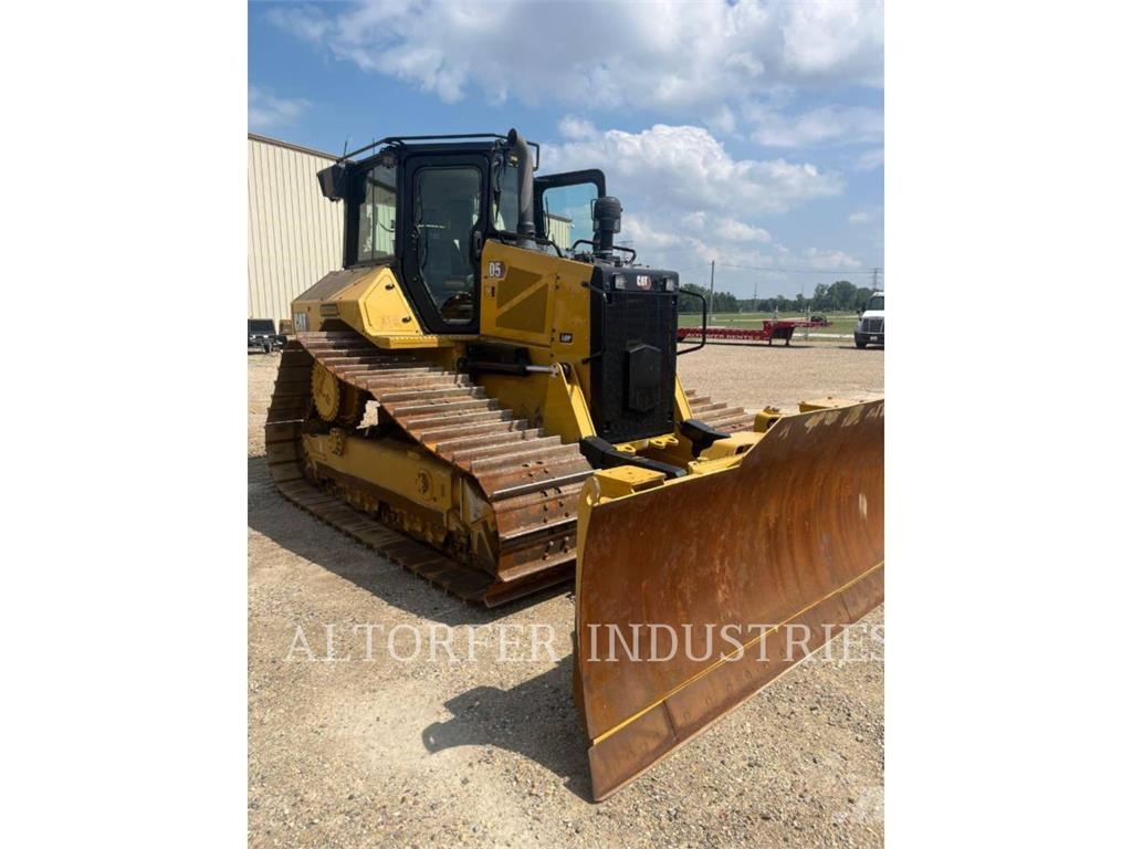 CAT D5-17VPLGP 履帶推土機