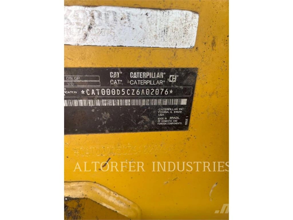 CAT D5-17VPLGP 履帶推土機