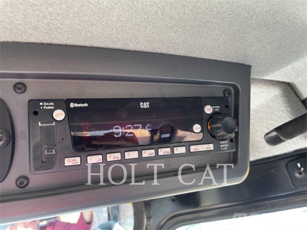 CAT D5 LGP Гусеничные бульдозеры