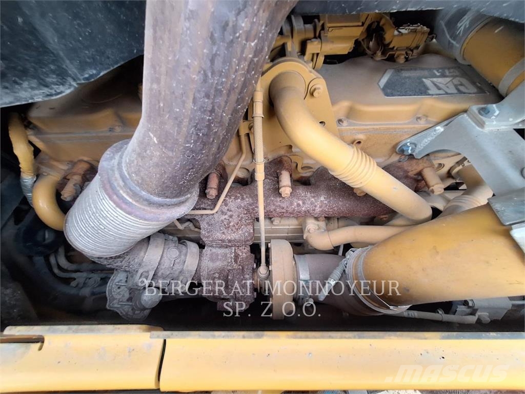 CAT D5 LGP 履帶推土機