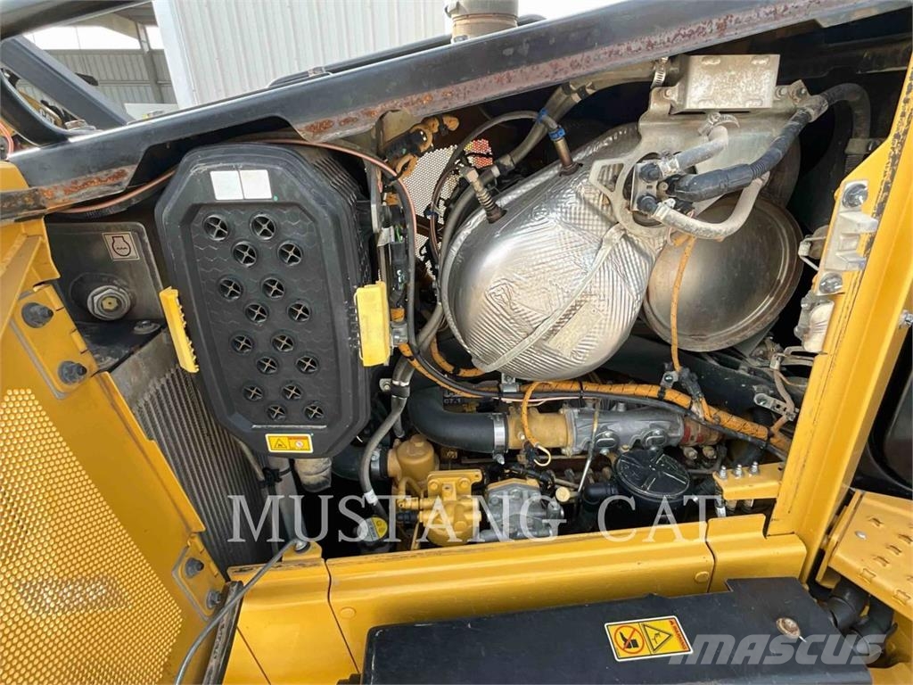 CAT D5 LGP S1 履帶推土機