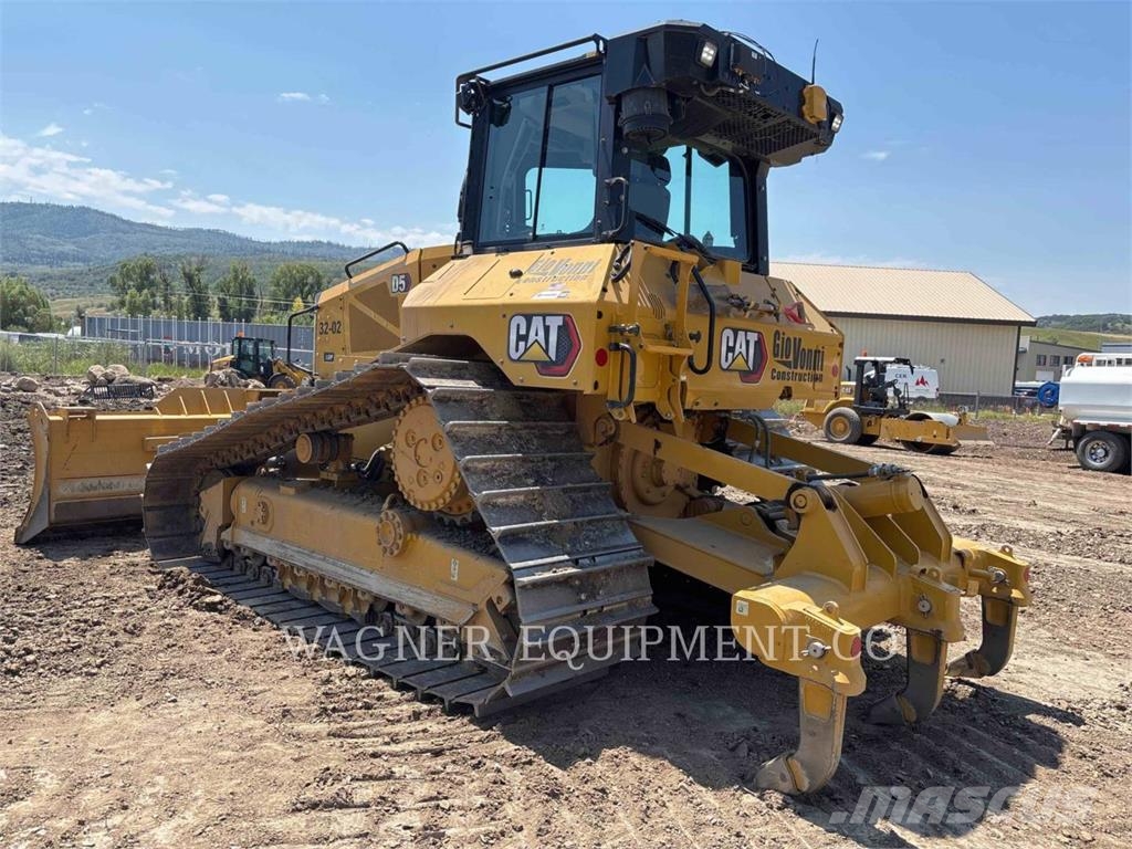CAT D5 LGP VP Buldožerji goseničarji