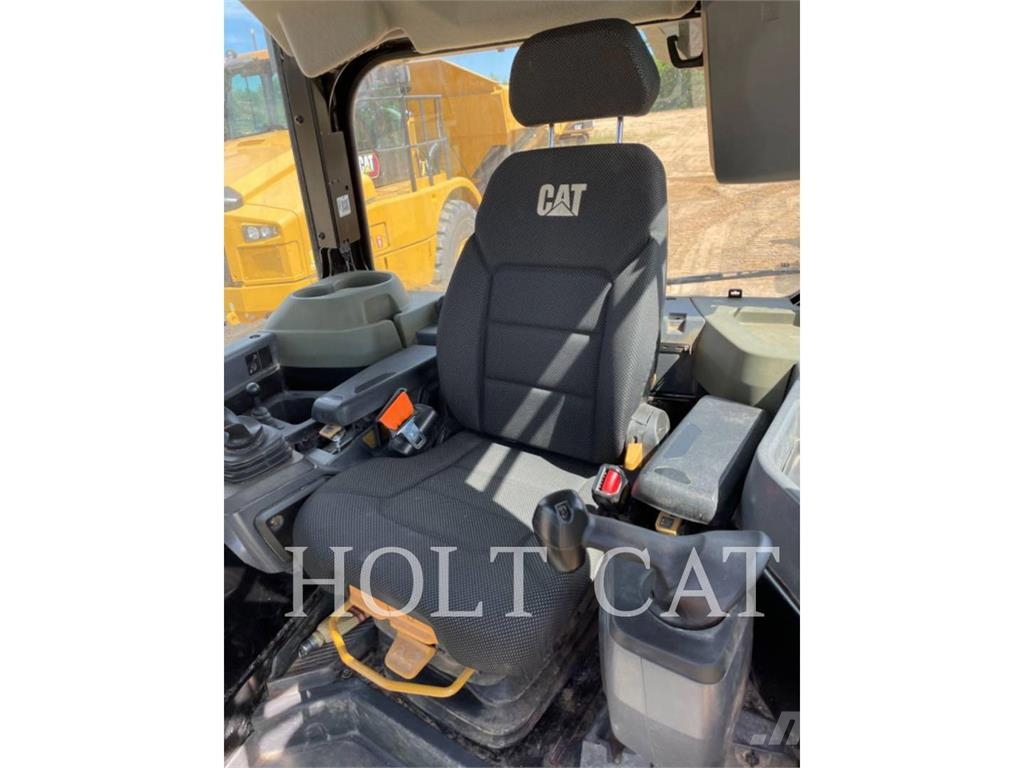 CAT D5 LGPVP3 履帶推土機