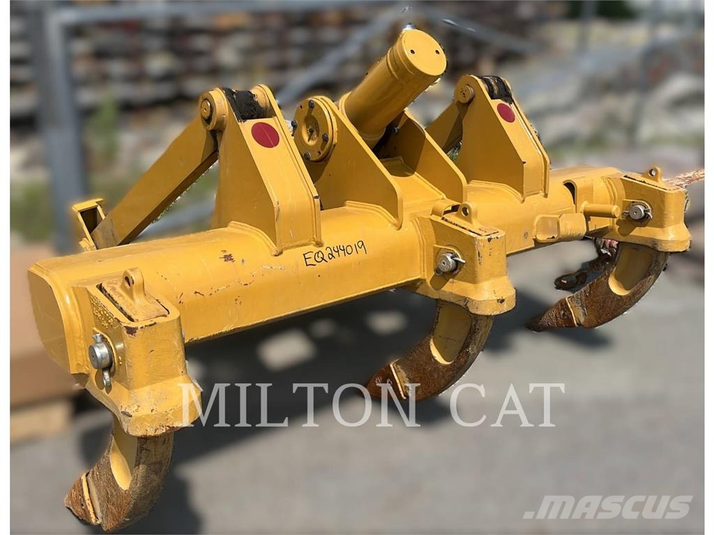 CAT D5 RIPPER PKG CURVED TEETH Εκχερσωτές