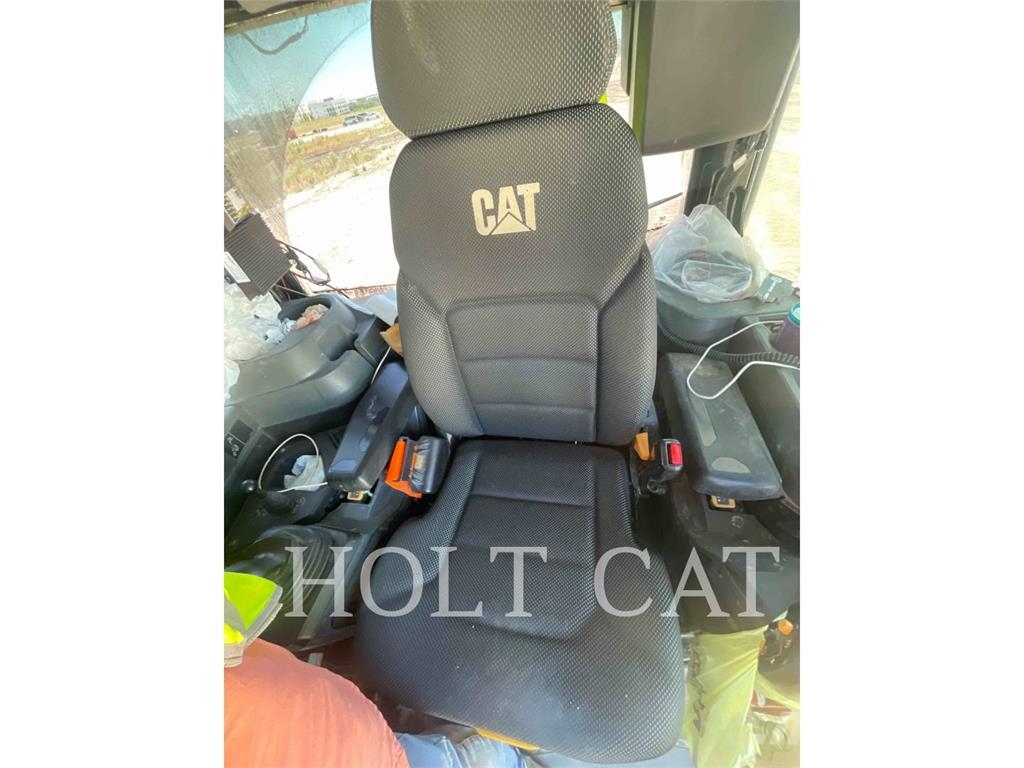CAT D5 VP 履帶推土機