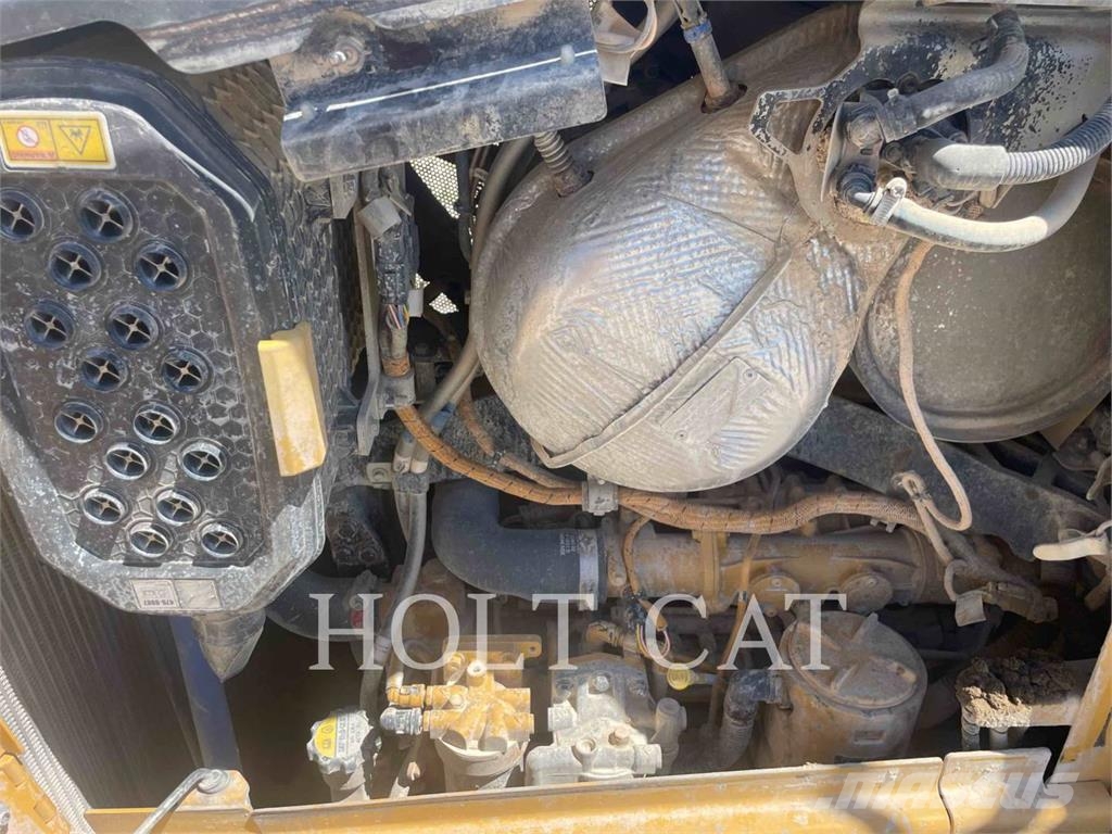 CAT D5 VP 履帶推土機