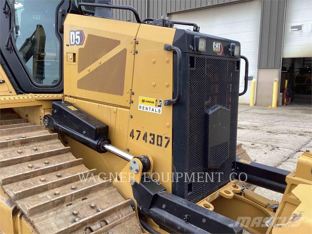 CAT D5 VP Telaketjupuskutraktorit