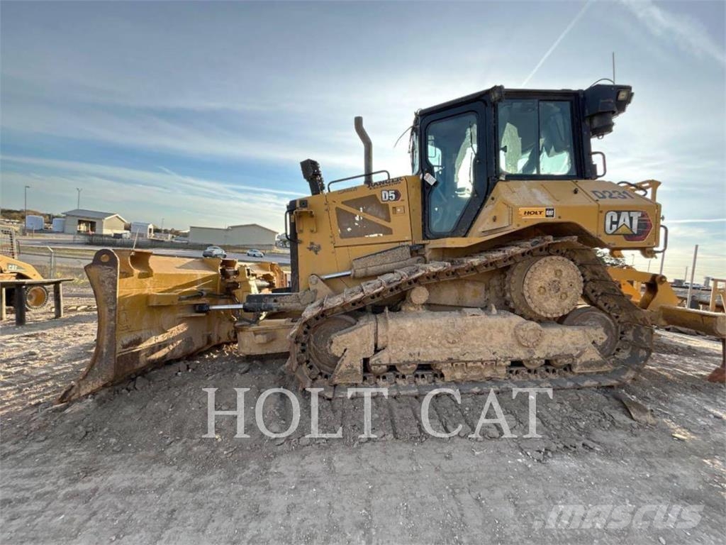 CAT D5 VP3 Crawler dozers