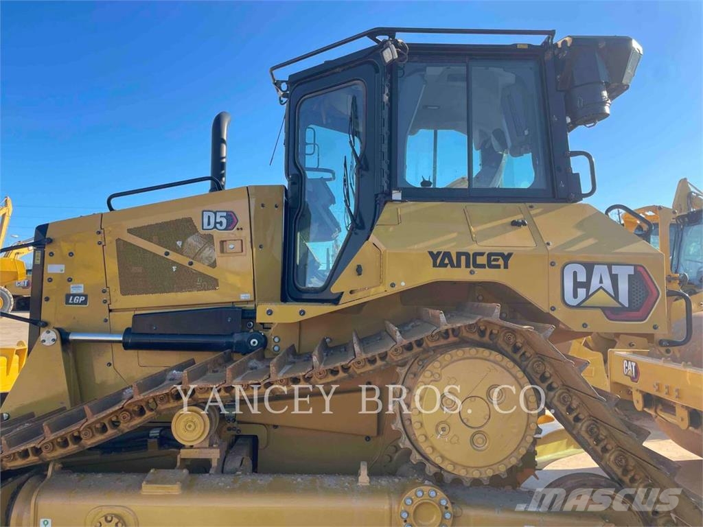 CAT D517VP Crawler dozers