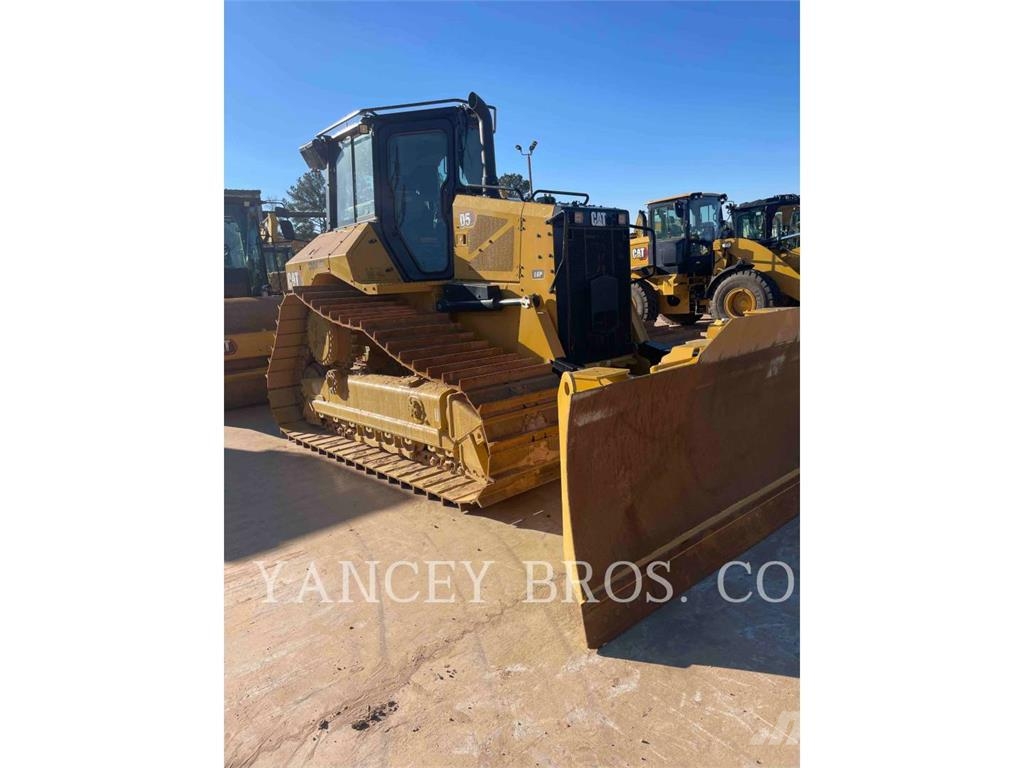 CAT D517VP Crawler dozers