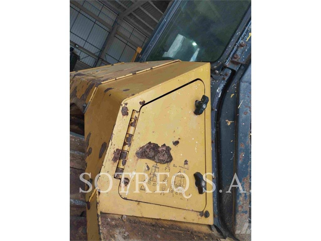 CAT D517VP 履帶推土機