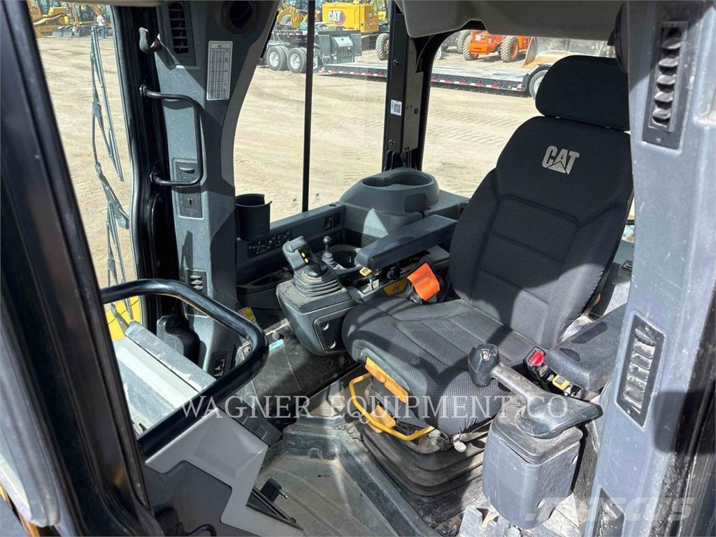 CAT D517VP Buldožerji goseničarji