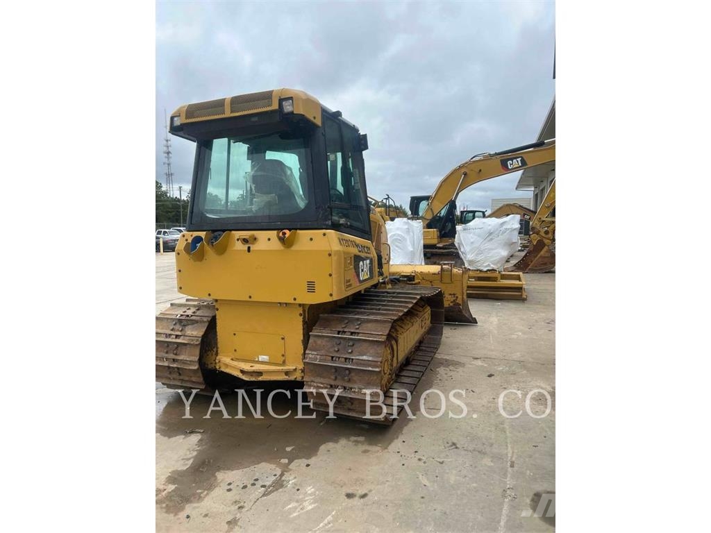 CAT D5K2 Гусеничные бульдозеры