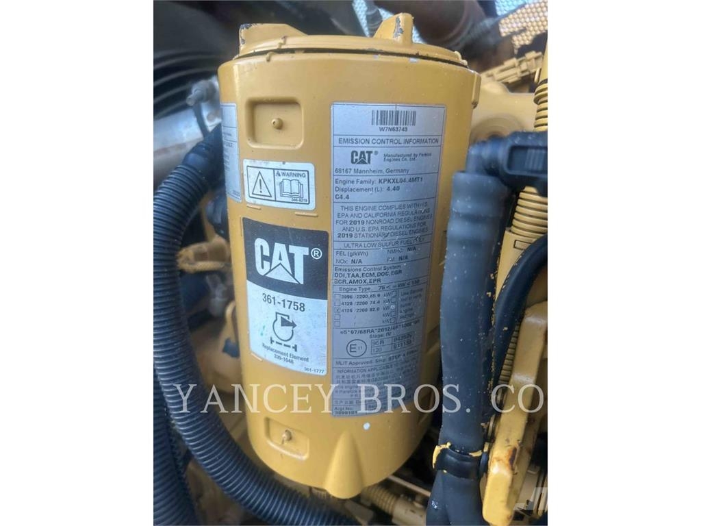 CAT D5K2 Гусеничные бульдозеры