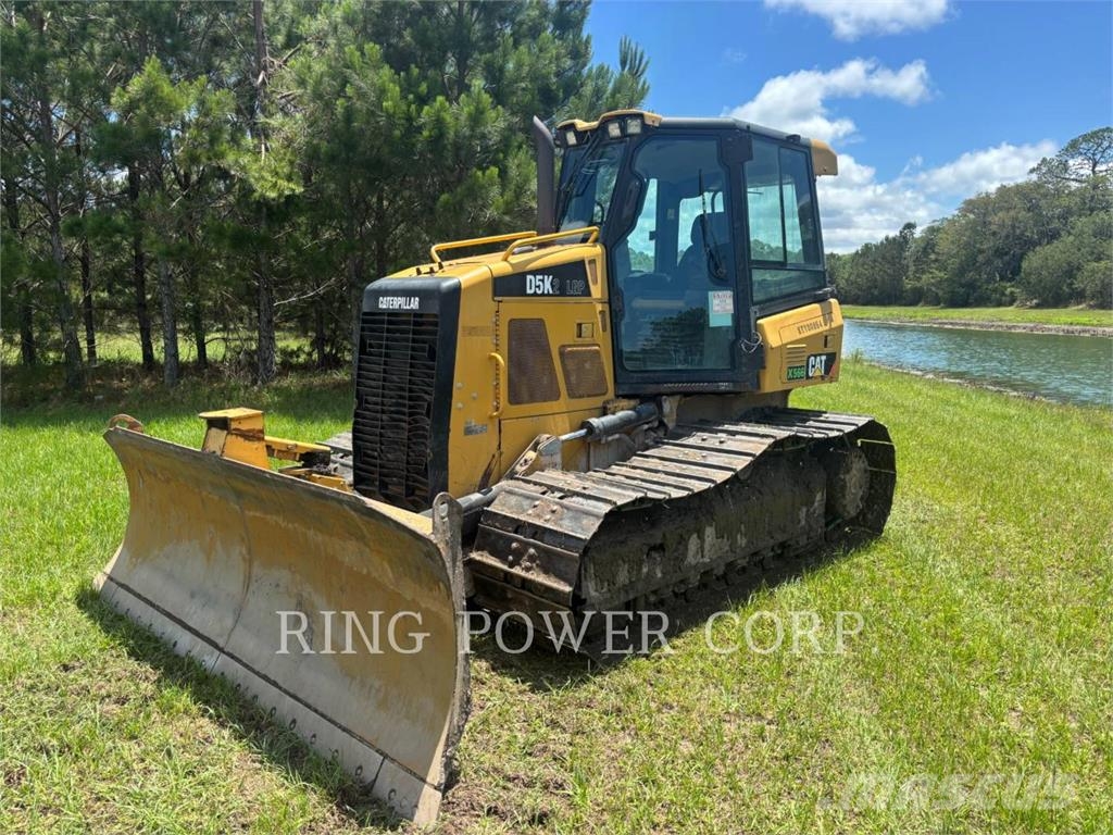 CAT D5K2 履帶推土機
