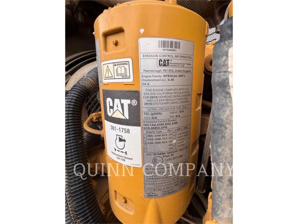 CAT D5K2 بلدوزرات مجنزرة