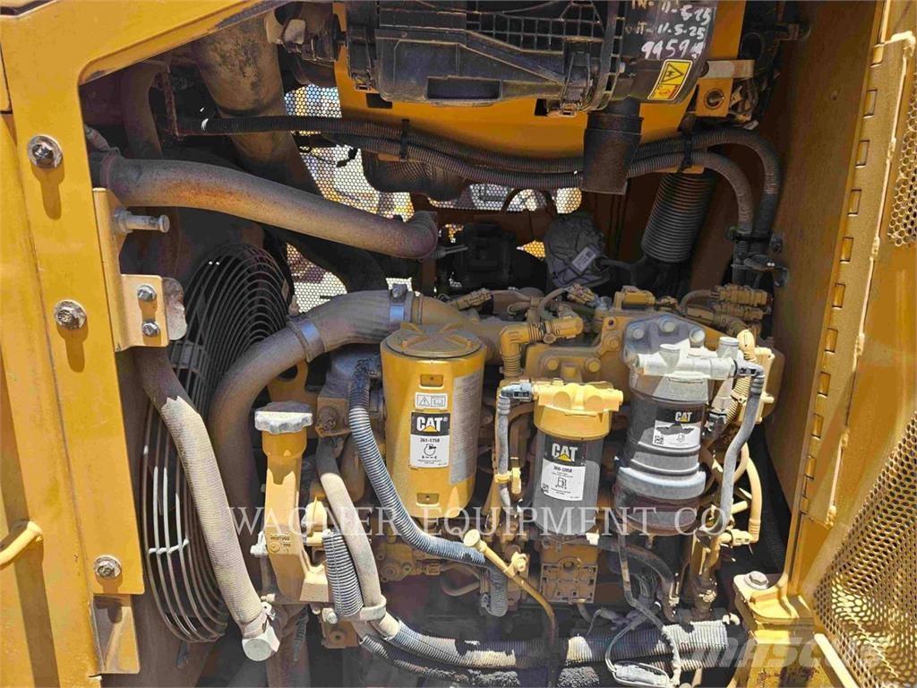 CAT D5K2 XL 履帶推土機