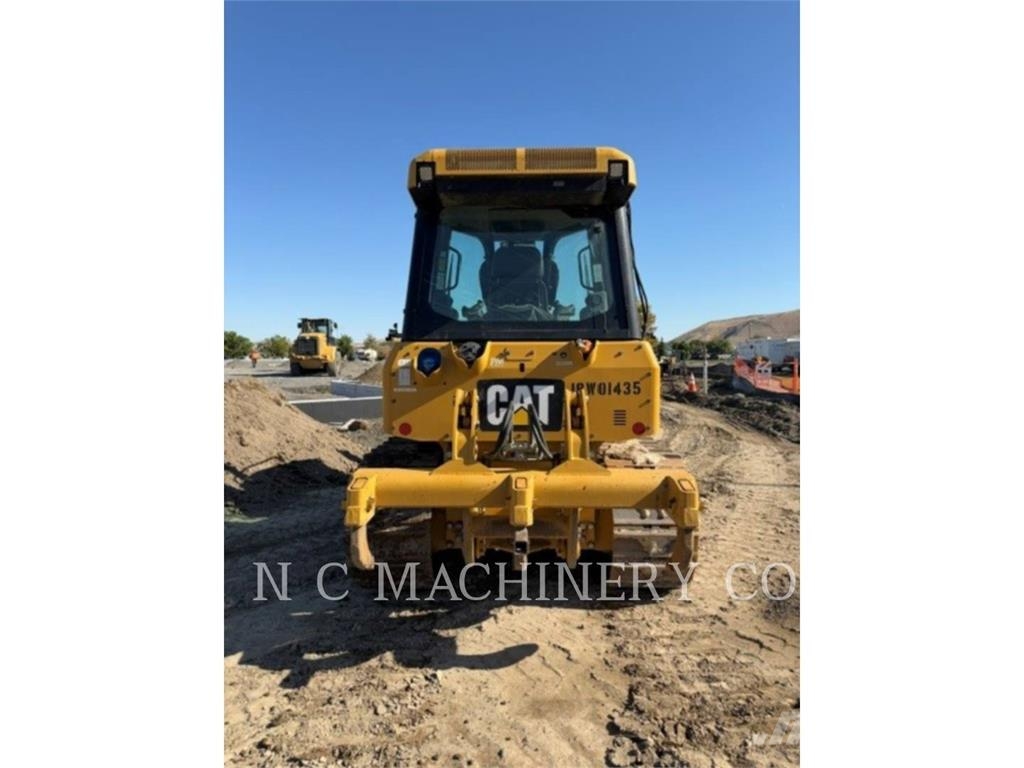 CAT D5K2 XL Buldozer sobre oruga