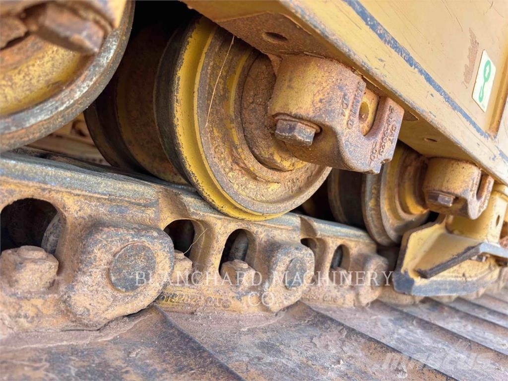 CAT D5K2LGP Buldožerji goseničarji