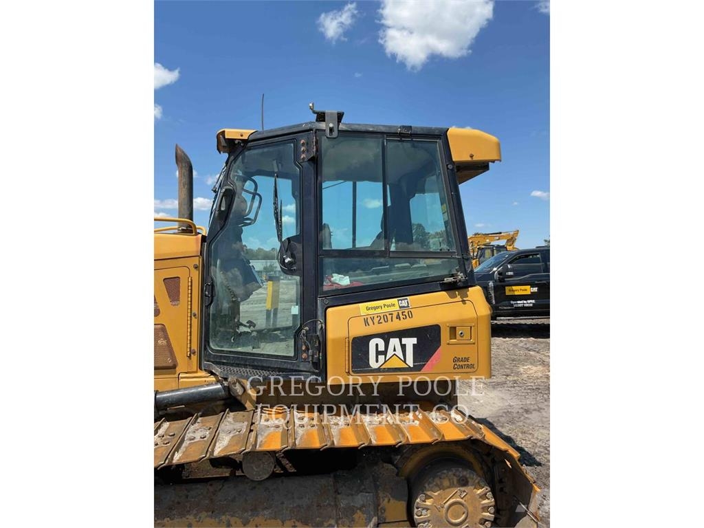 CAT D5K2LGP Гусеничні бульдозери