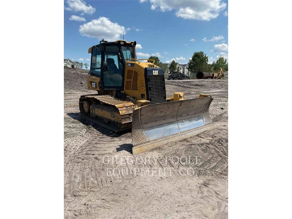 CAT D5K2LGP Гусеничні бульдозери