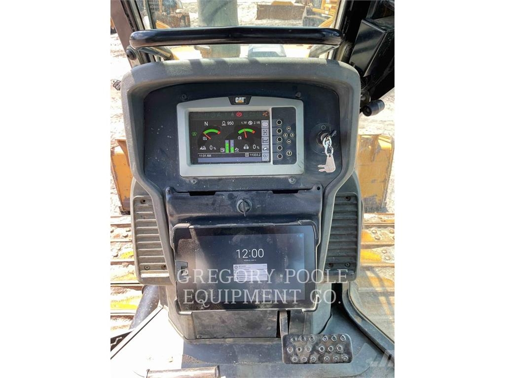 CAT D5K2LGP Гусеничні бульдозери