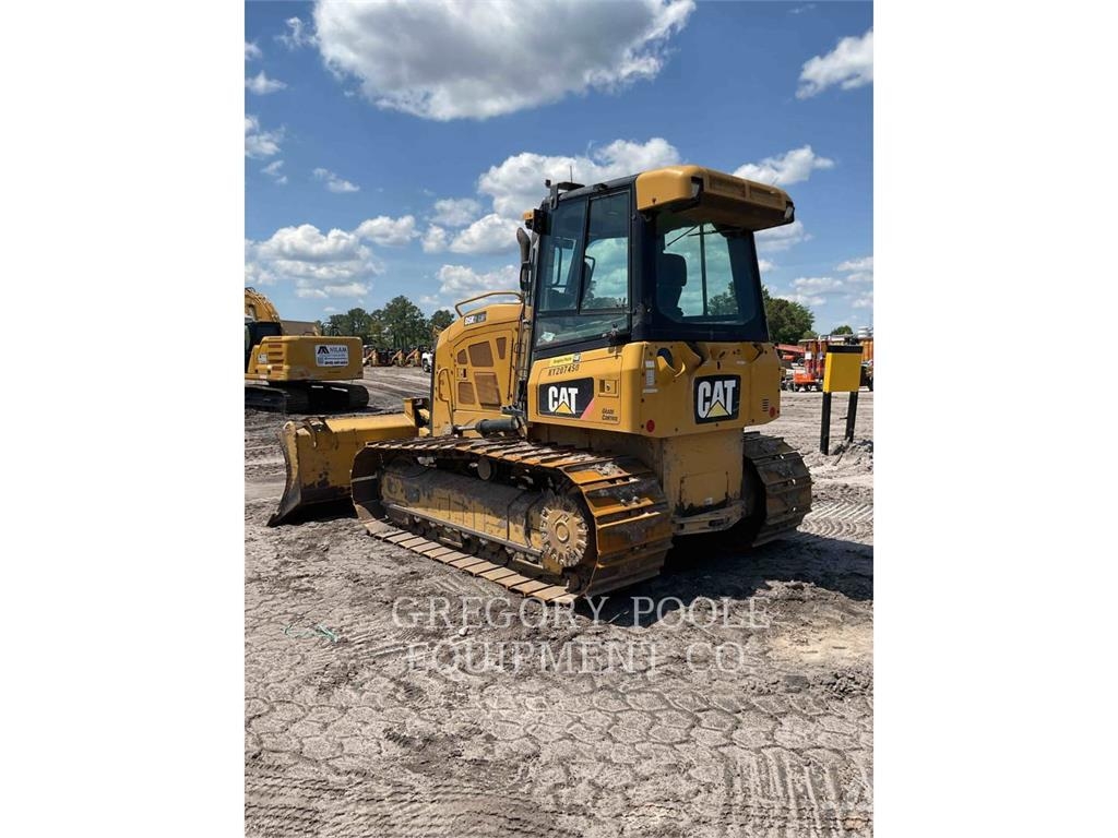 CAT D5K2LGP Гусеничні бульдозери