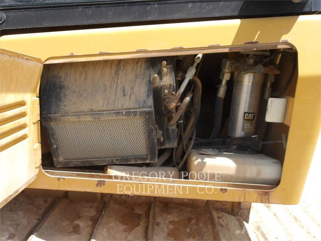 CAT D5K2LGP Bulldozer