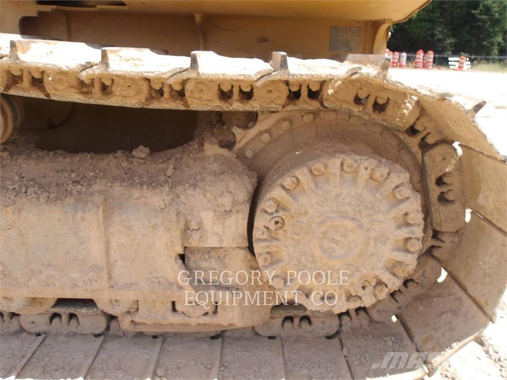 CAT D5K2LGP Bulldozer