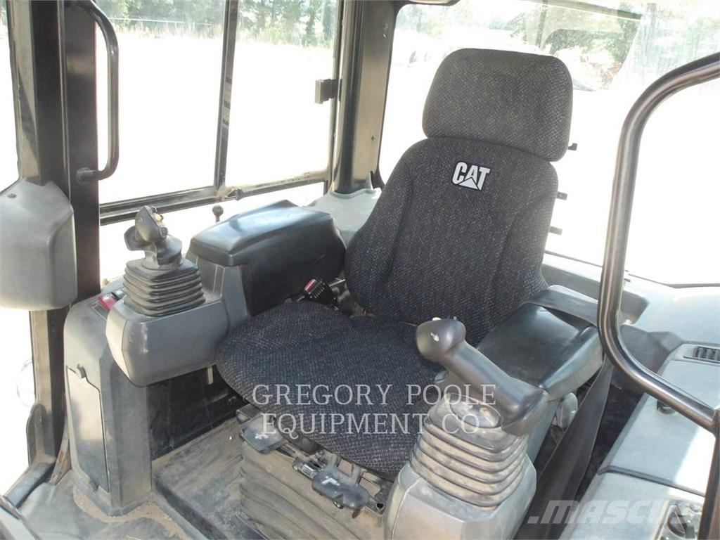 CAT D5K2LGP Bulldozer