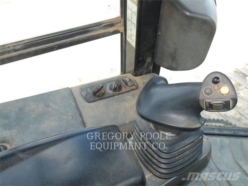 CAT D5K2LGP Bulldozer