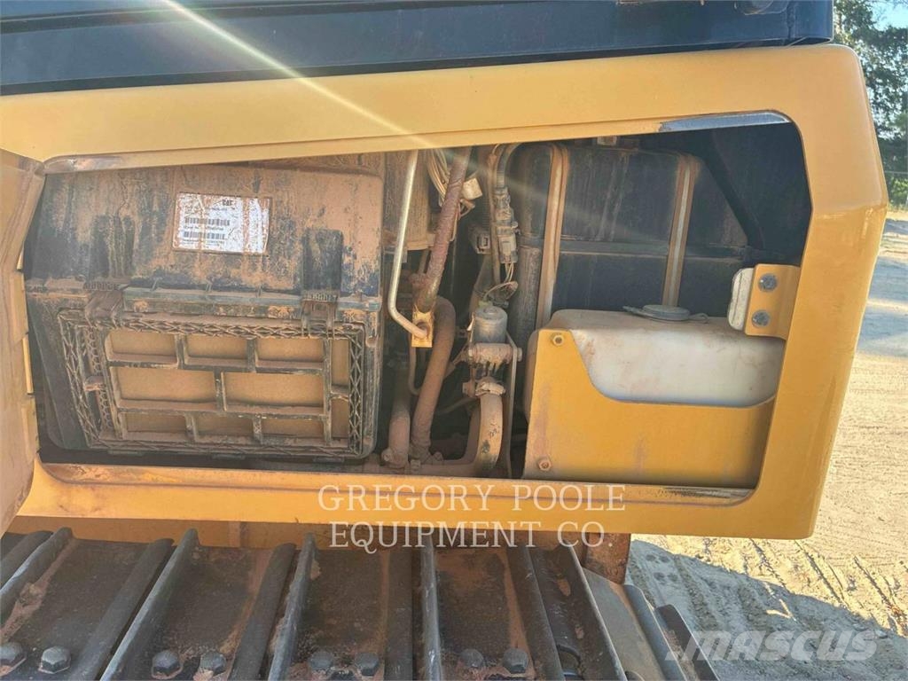 CAT D5K2LGP Bulldozer