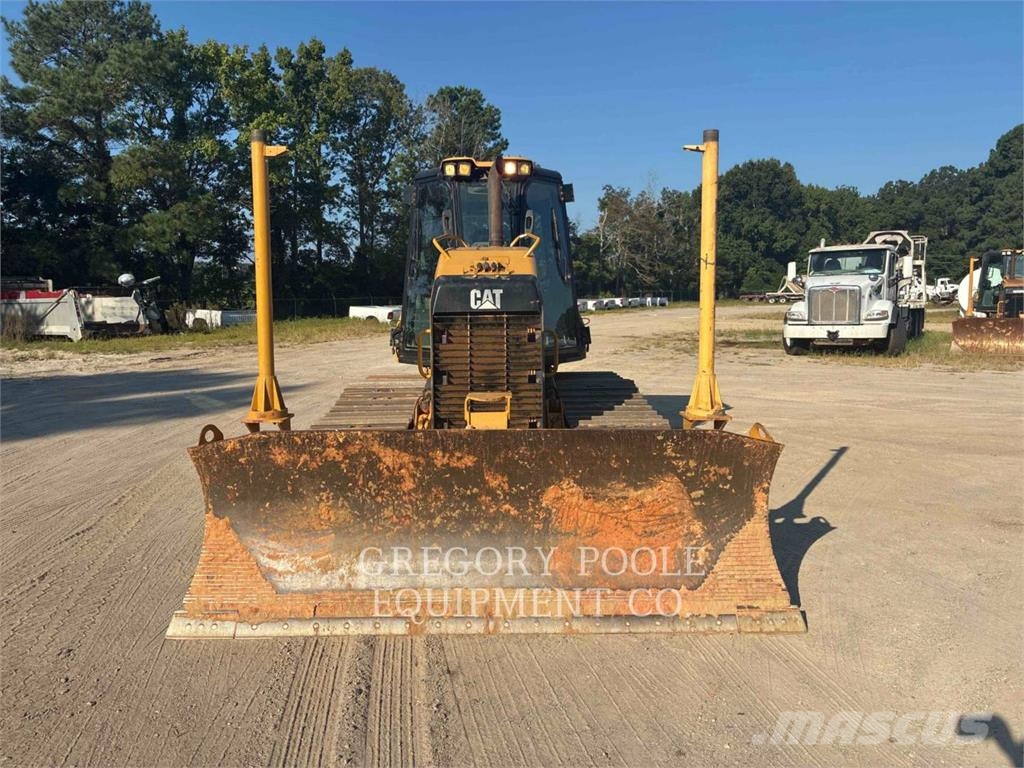CAT D5K2LGP Bulldozer