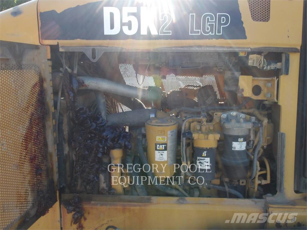 CAT D5K2LGP Bulldozer