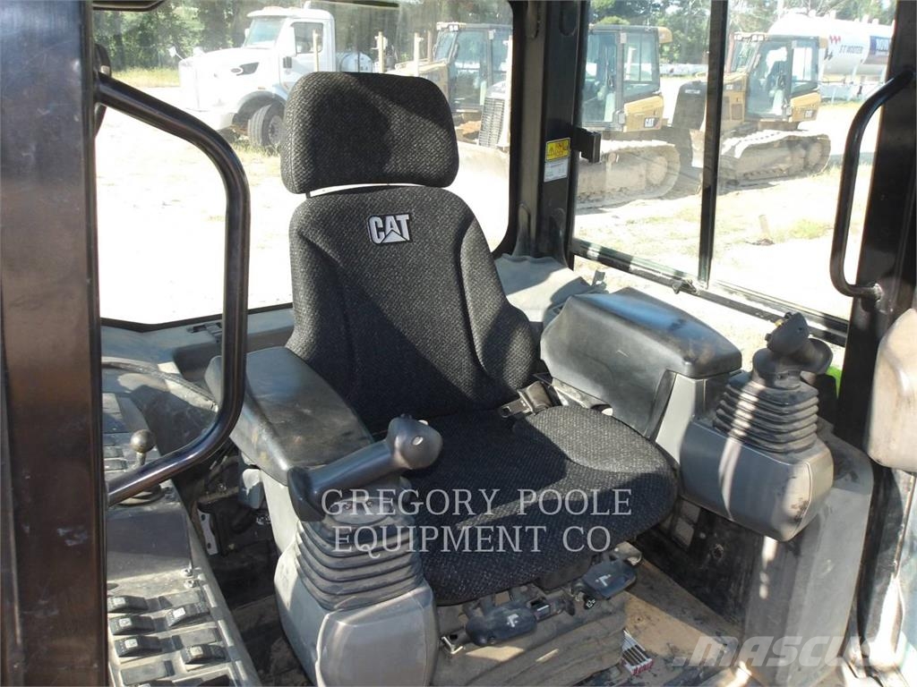 CAT D5K2LGP Bulldozer