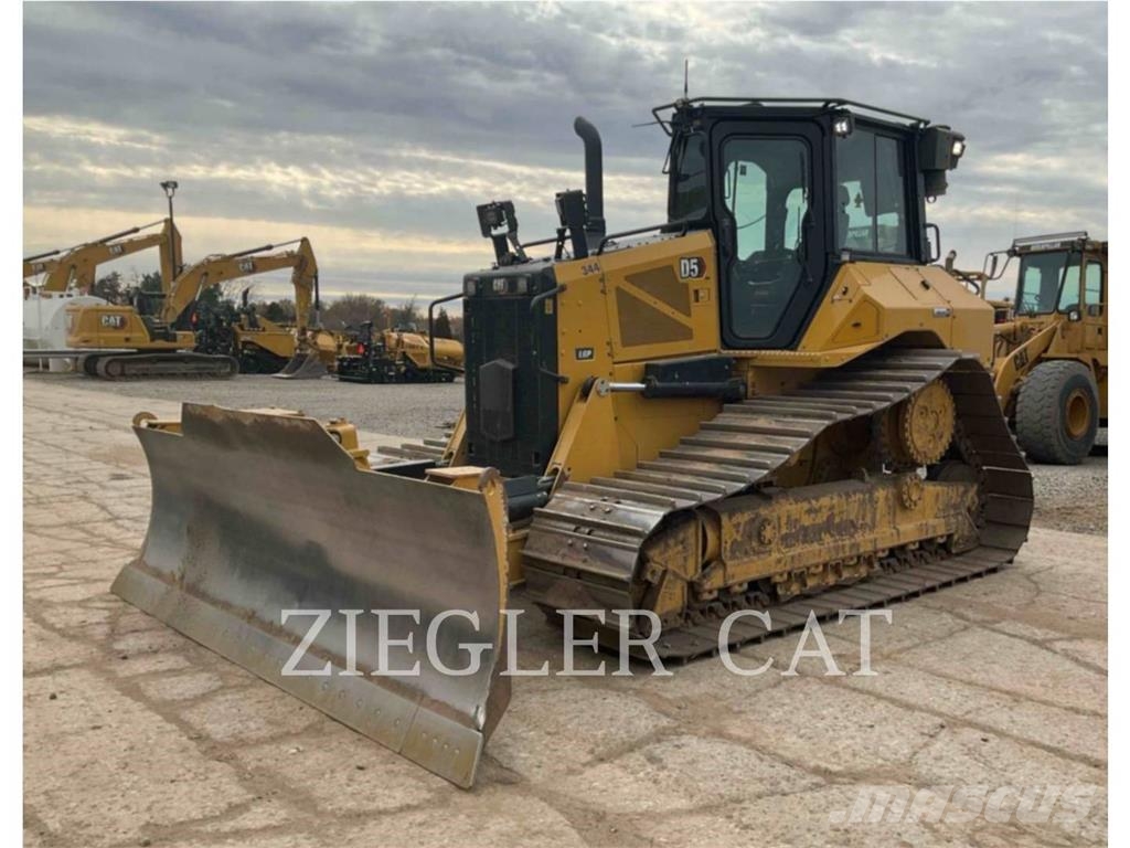 CAT D5LGP Bouteurs sur chenilles
