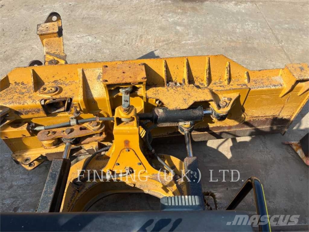 CAT D5LGPVPAT 履帶推土機