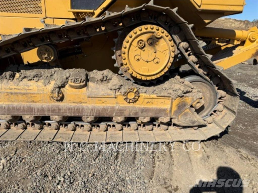 CAT D5MXL Buldozer sobre oruga