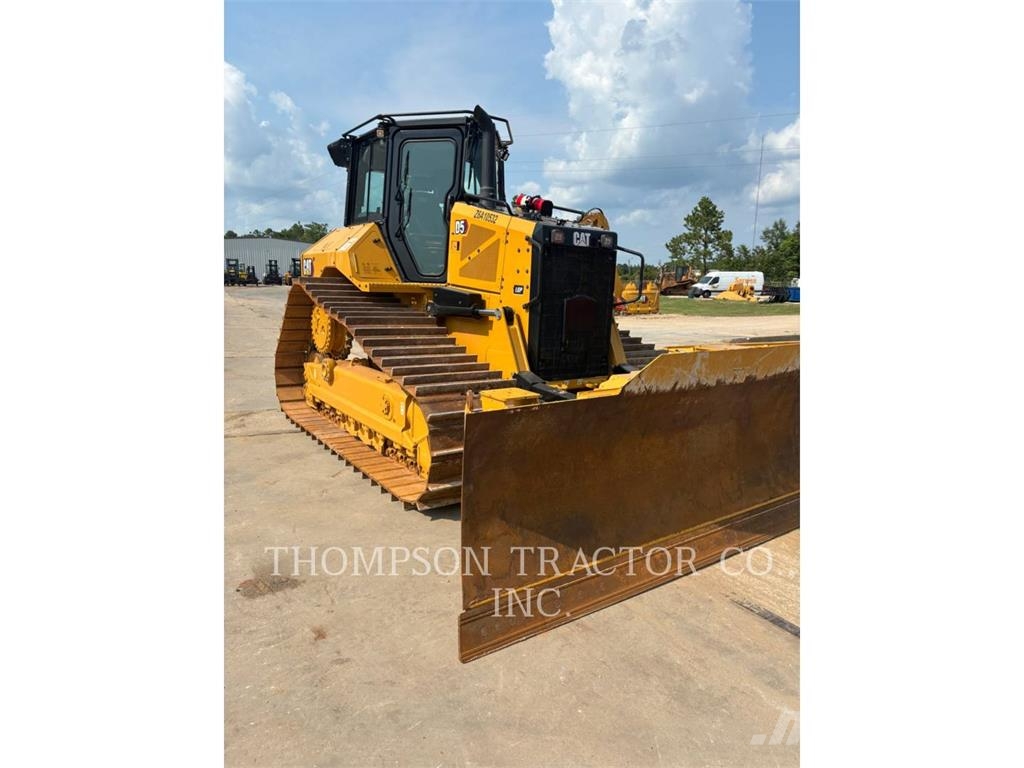 CAT D5VP Kāpurķēžu buldozeri