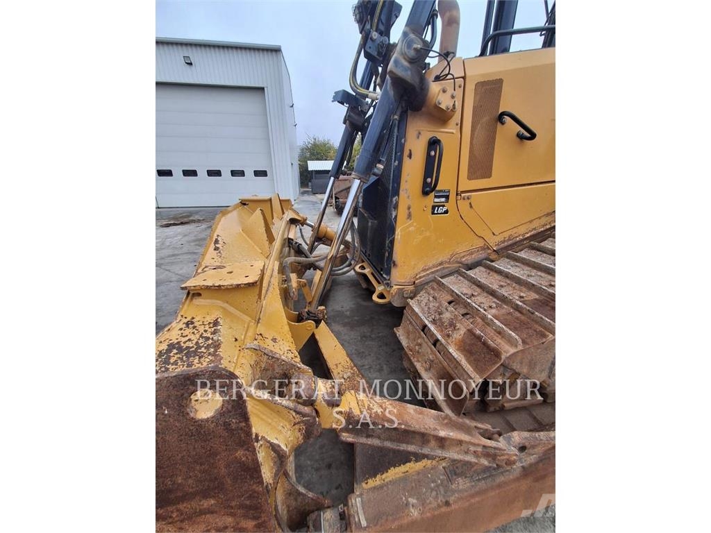CAT D6 Bouteurs sur chenilles