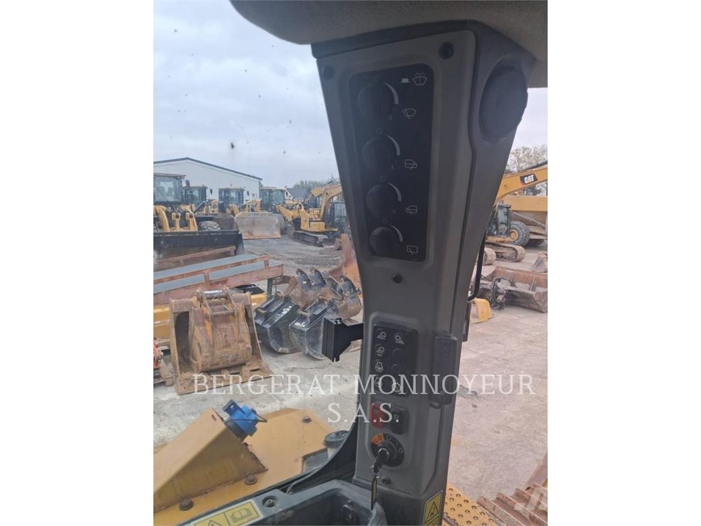 CAT D6 Bouteurs sur chenilles