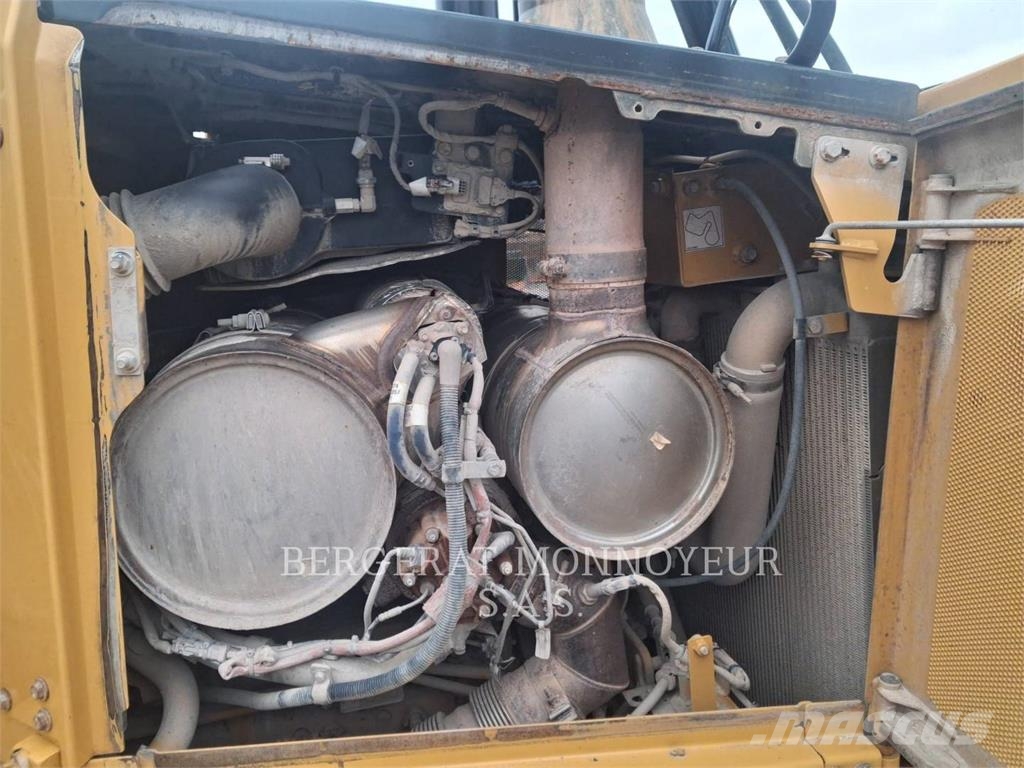 CAT D6 Bouteurs sur chenilles