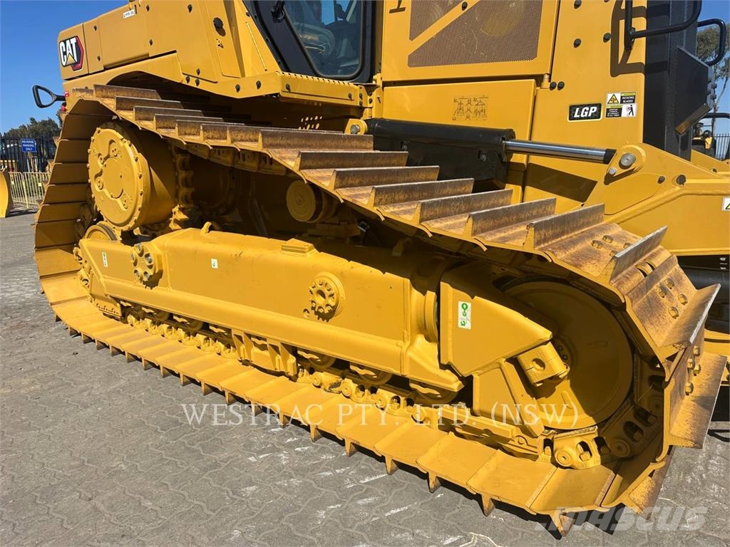 CAT D6 Гусеничні бульдозери