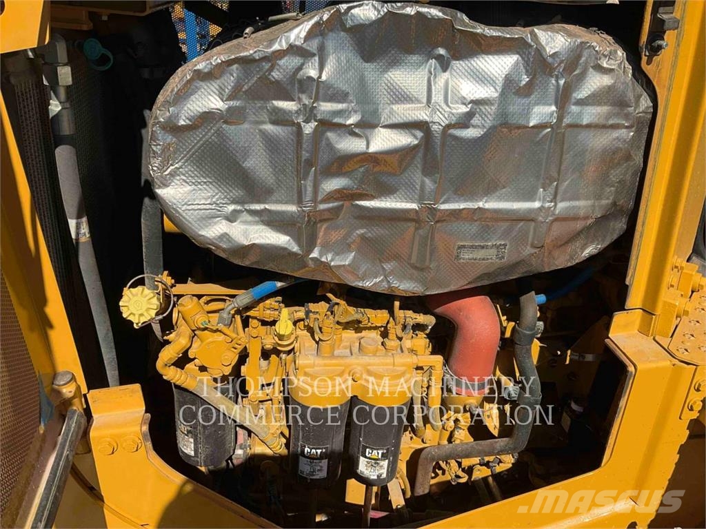 CAT D6 Kāpurķēžu buldozeri
