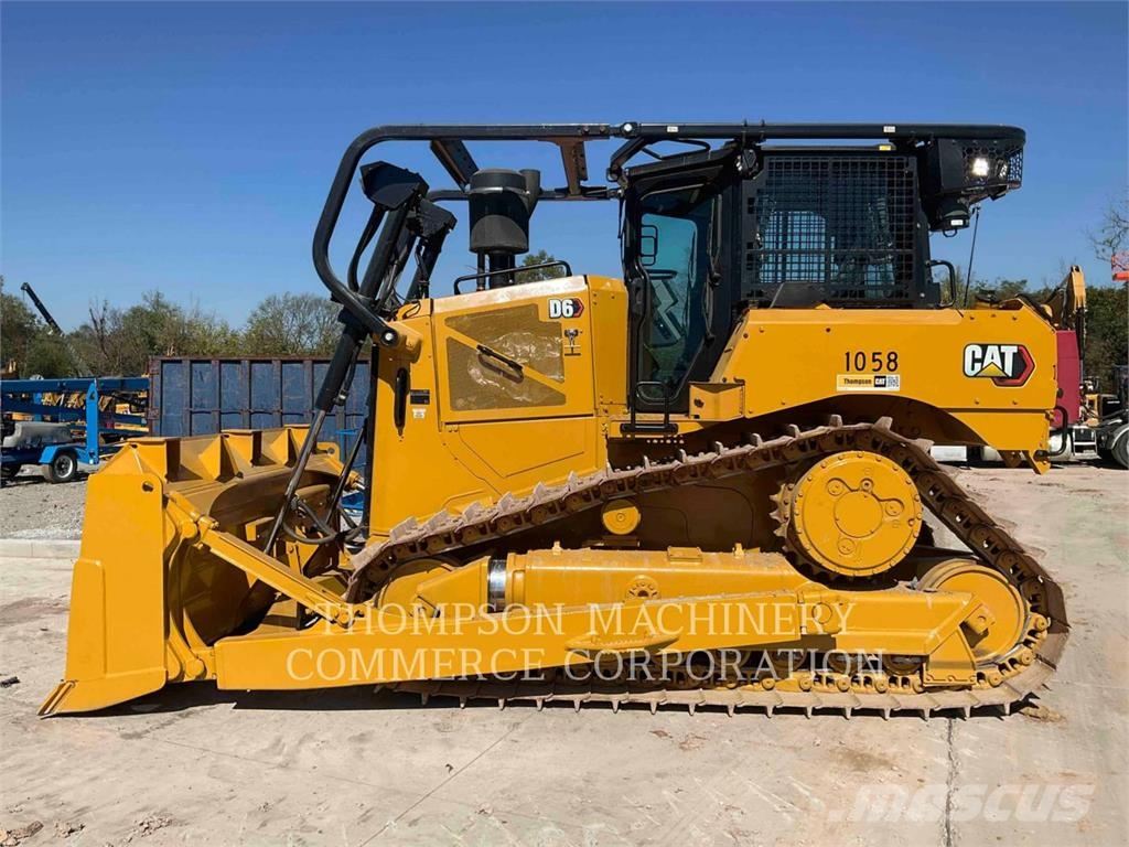 CAT D6 Kāpurķēžu buldozeri