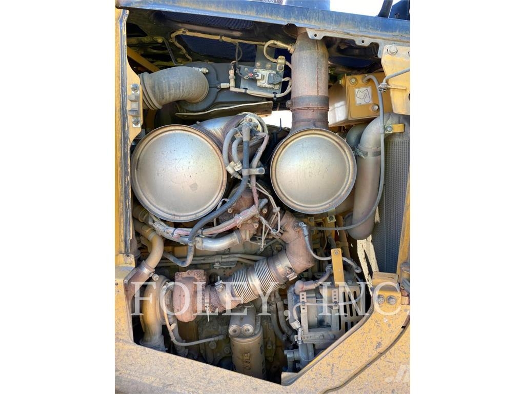 CAT D6-20 크롤러 도저