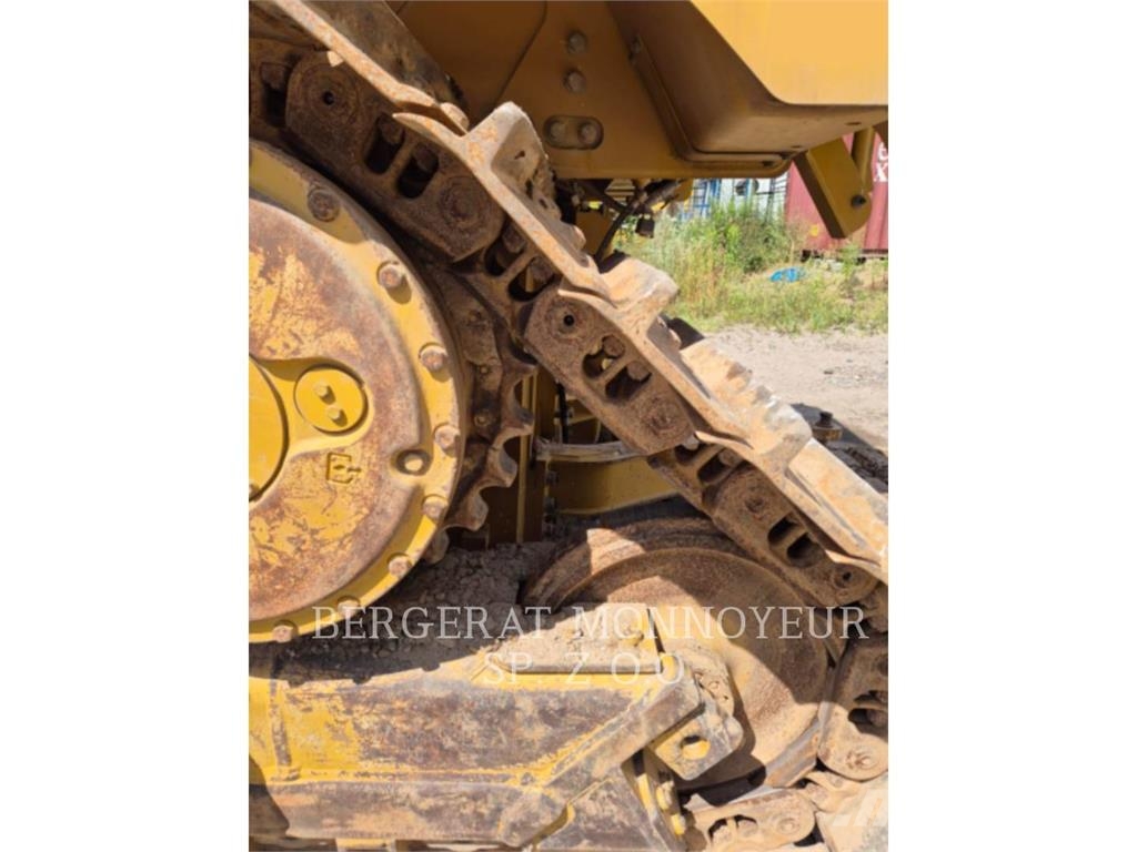 CAT D6-20 Crawler dozers