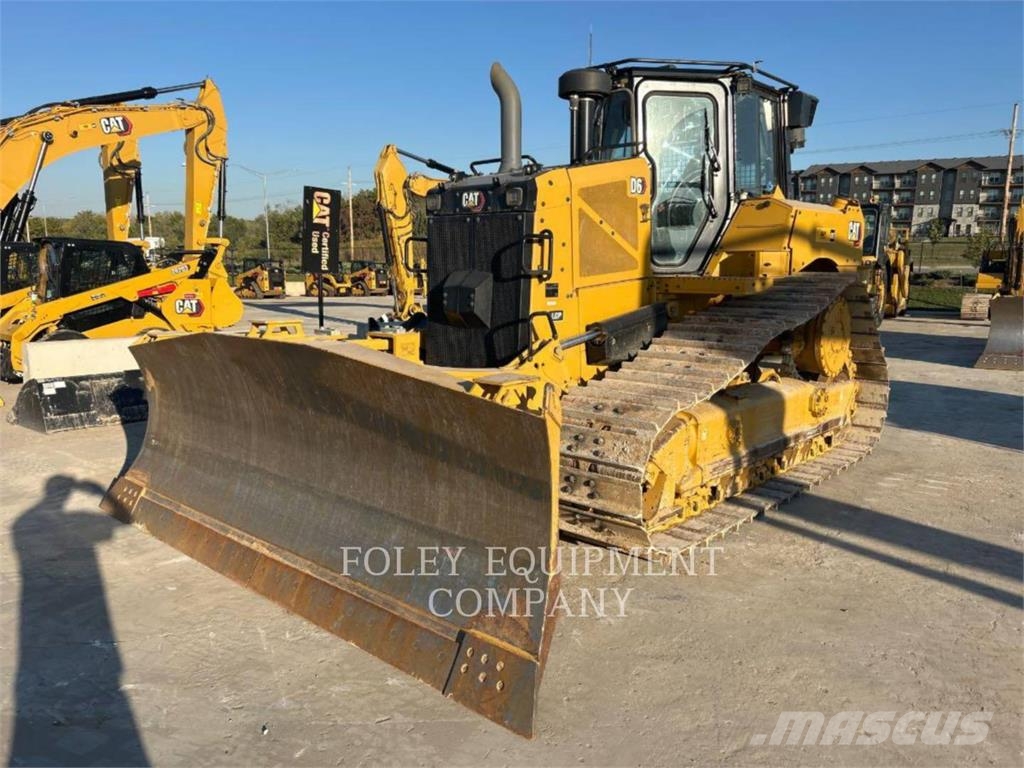 CAT D6-20V30I Crawler dozers
